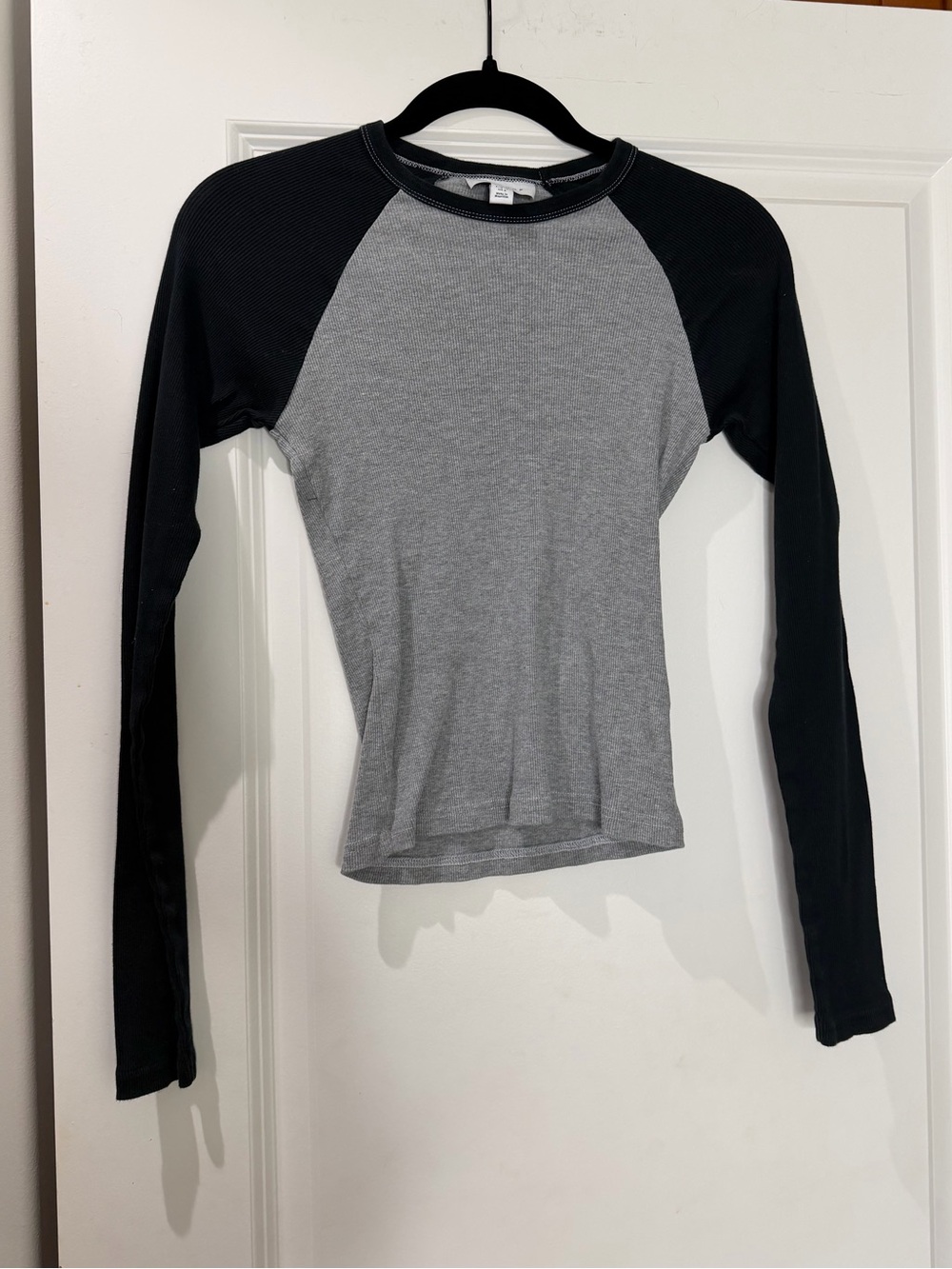 Topshop Black & Gray Raglan Long-Sleeve Tee